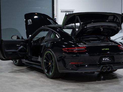 Used 2019 Porsche 911 GT3 RS RWD image 34