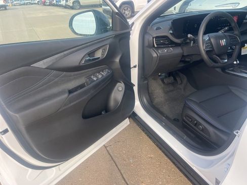 New 2026 Buick Envista Sport Touring w/ Convenience I Package image 9