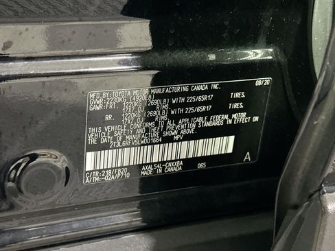 Used 2020 Toyota RAV4 LE image 39