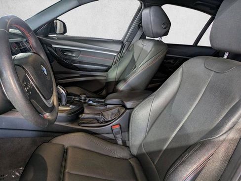 Used 2018 BMW 330i Sedan RWD image 15