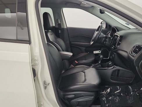 Used 2021 Jeep Compass Limited image 28