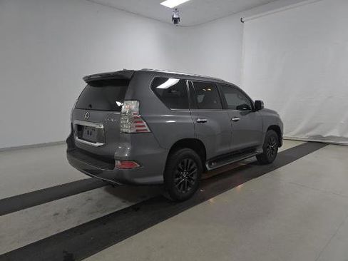 Used 2023 Lexus GX 460 Premium w/ Premium Package image 4