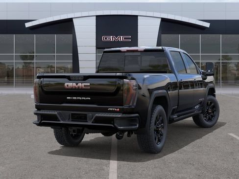 Used 2025 GMC Sierra 3500 AT4 w/ AT4 Premium Plus Package AWD/4WD image 4
