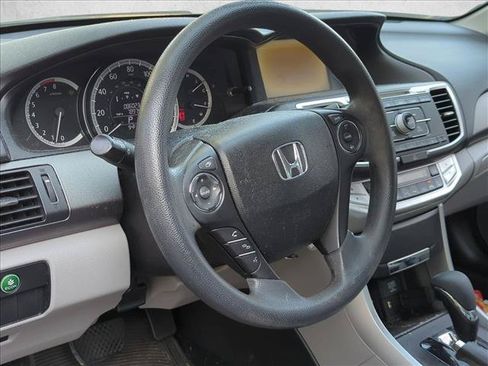 Used 2014 Honda Accord LX image 9