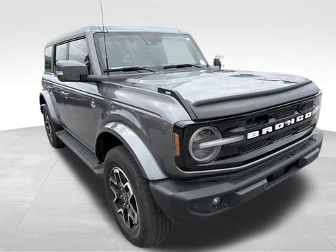 Certified 2024 Ford Bronco Outer Banks AWD/4WD image 2