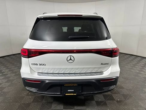 Used 2023 Mercedes-Benz EQB 300 4MATIC w/ Pinnacle Package image 4