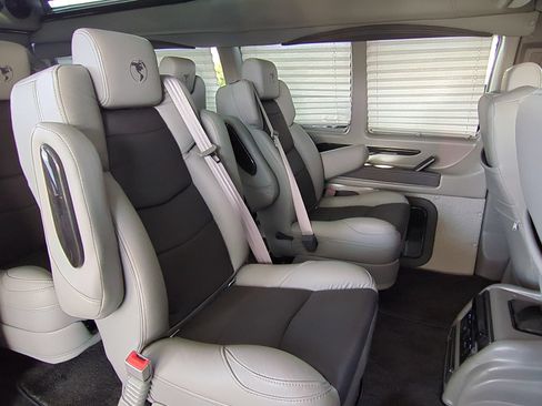 New 2025 GMC Savana 2500 Extended w/ Driver Convenience Package RWD image 91