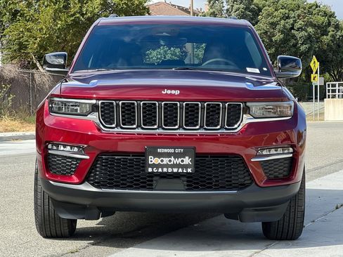 New 2025 Jeep Grand Cherokee Limited image 9