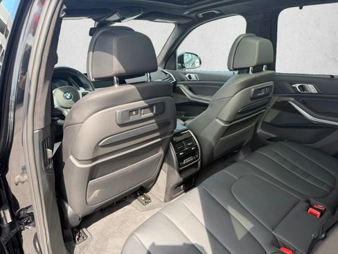 Used 2021 BMW X5 xDrive45e w/ M Sport Package AWD/4WD image 18