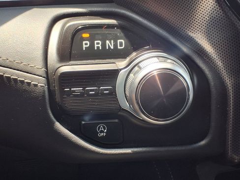 Used 2022 RAM 1500 Limited RWD image 12
