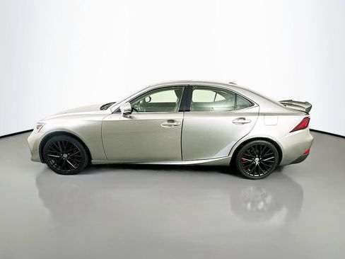 Used 2017 Lexus IS 300 AWD image 4