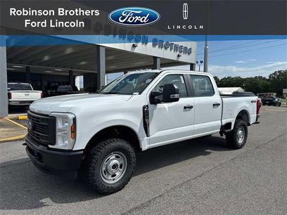 New 2025 Ford F250 XL w/ XL Off-Road Package