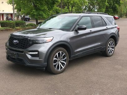 Used 2023 Ford Explorer ST-Line w/ Class IV Trailer Tow Package