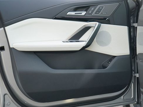 New 2026 BMW X1 xDrive28i w/ Technology Package image 9