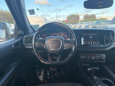 Used 2022 Dodge Durango GT RWD image 11