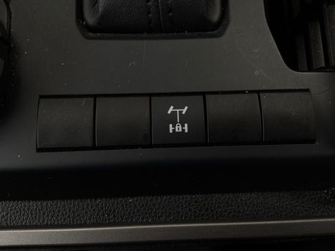Used 2025 Toyota Tacoma TRD Off-Road AWD/4WD image 21