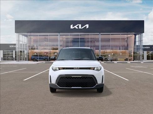New 2025 Kia Soul S image 2