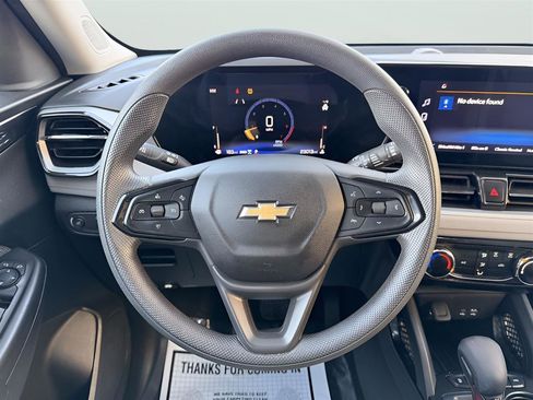 Used 2025 Chevrolet TrailBlazer LT image 21