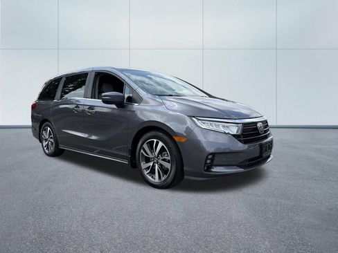 Used 2023 Honda Odyssey Touring image 4