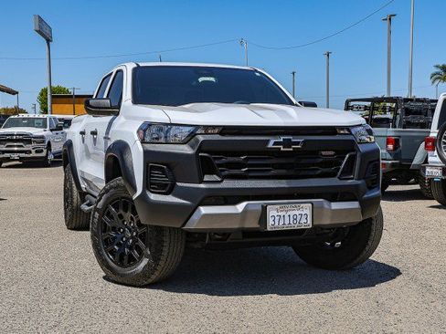 Used 2024 Chevrolet Colorado Trail Boss AWD/4WD image 1