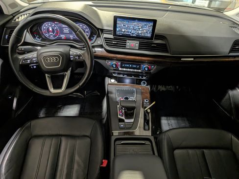 Used 2019 Audi Q5 Premium Plus image 7