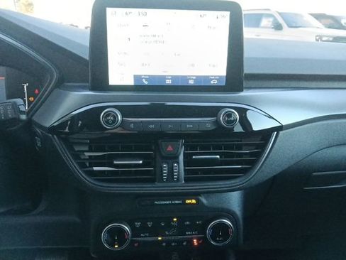 New 2026 Ford Escape Active w/ Cold Weather Package FWD image 21