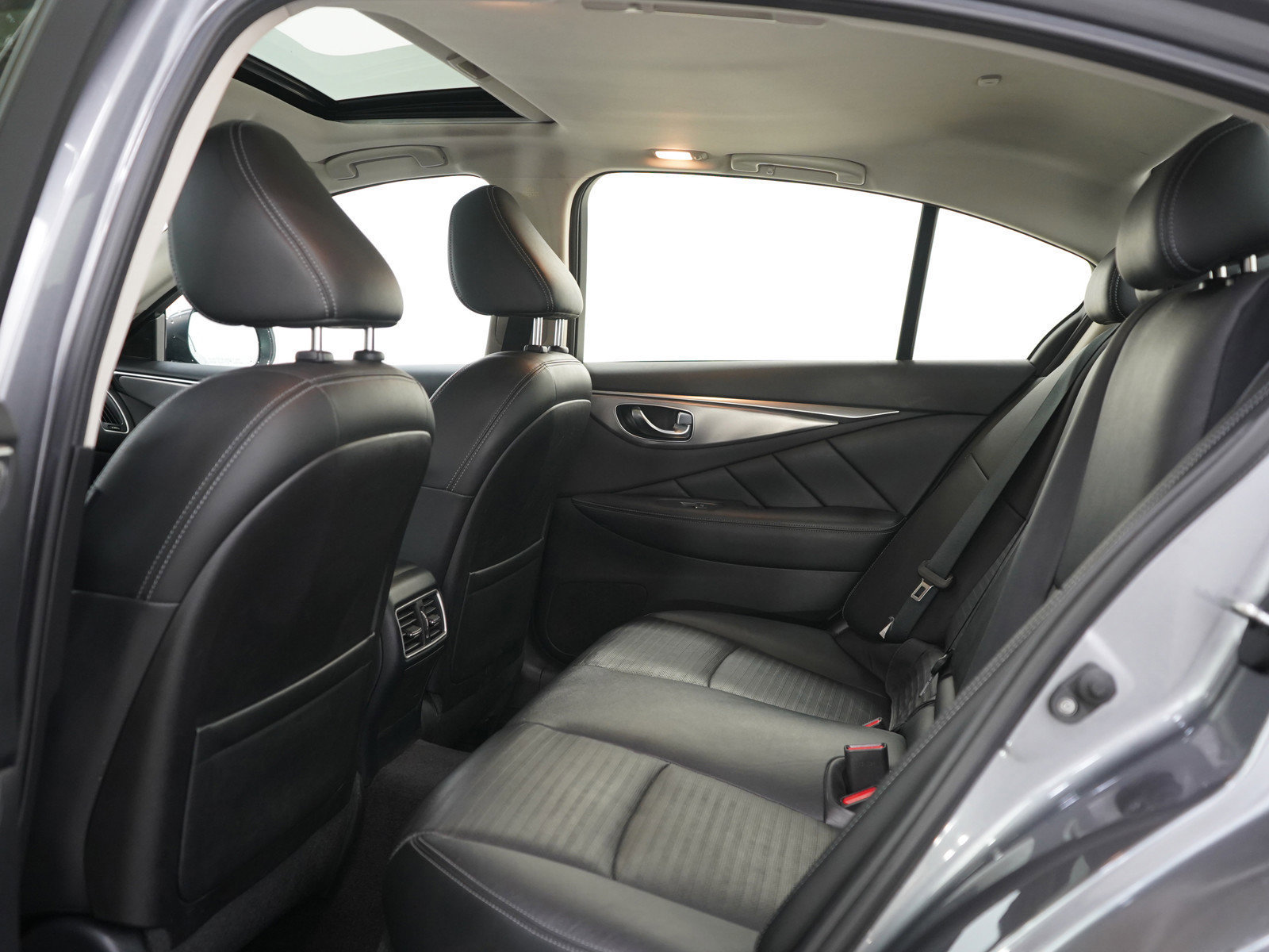 Used 2020 INFINITI Q50 3.0t AWD/4WD image 16