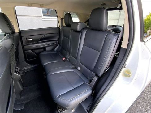 Used 2019 Mitsubishi Outlander GT AWD/4WD image 26