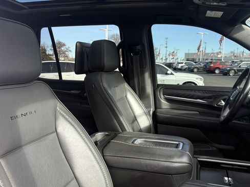 Used 2021 GMC Yukon Denali image 33