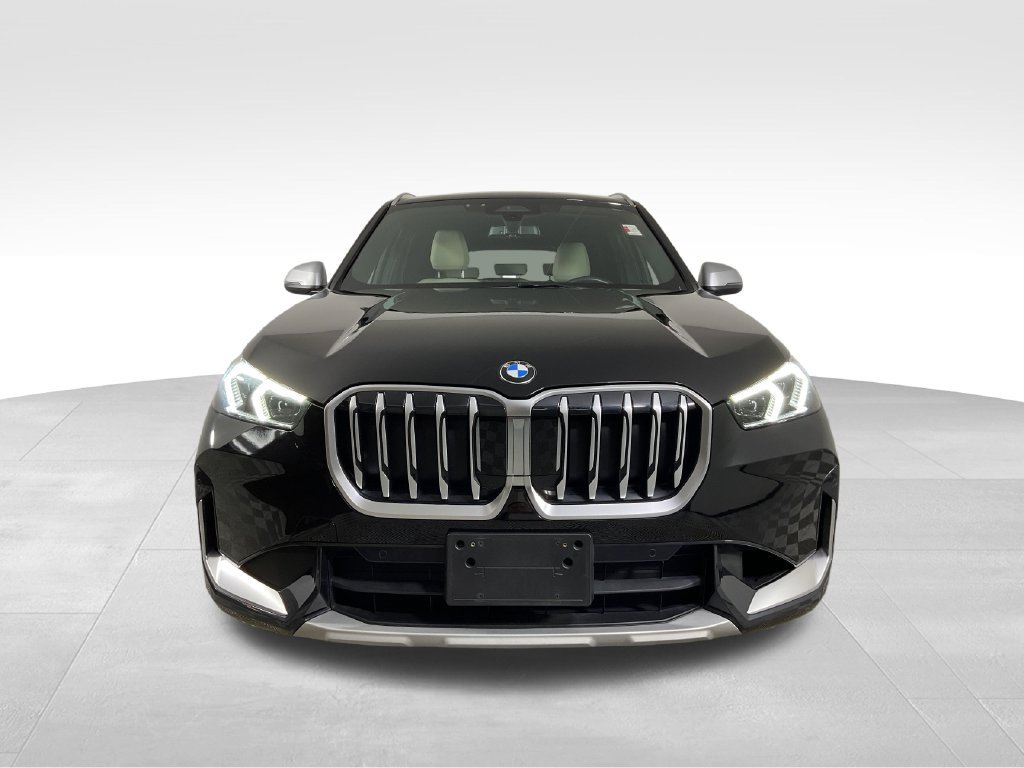 Used 2024 BMW X1 xDrive28i w/ Convenience Package AWD/4WD image 3