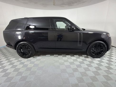 New 2026 Land Rover Range Rover Long Wheelbase SE image 6