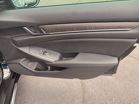 Used 2022 Honda Accord EX-L image 24