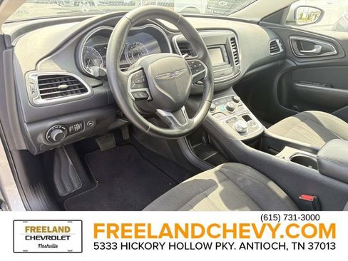 Used 2015 Chrysler 200 Limited w/ Convenience Group FWD image 25