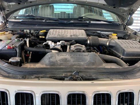 Used 2003 Jeep Grand Cherokee Limited RWD image 28