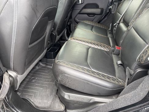 Used 2021 Jeep Wrangler Unlimited Sahara image 22