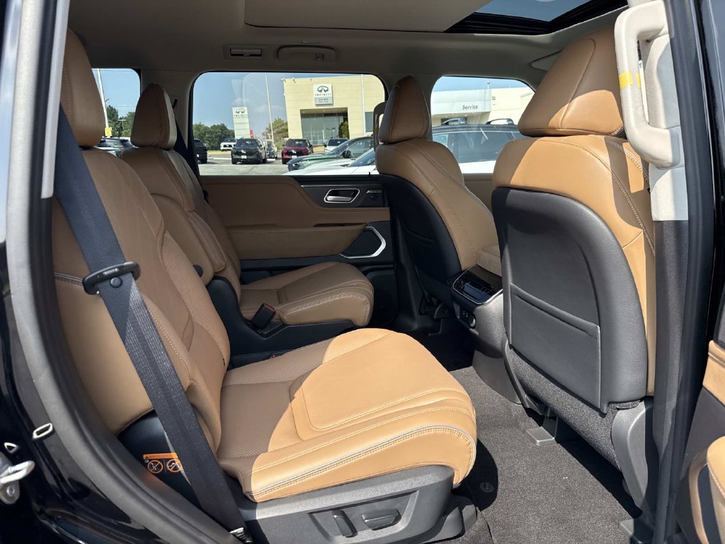 New 2027 INFINITI QX80 Luxe AWD/4WD image 21