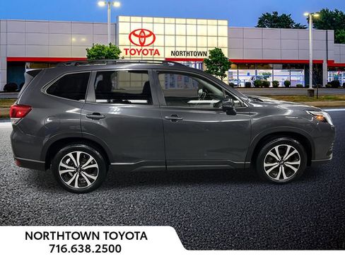 Used 2024 Subaru Forester Limited image 21