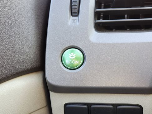 Used 2012 Honda Civic Natural Gas image 31