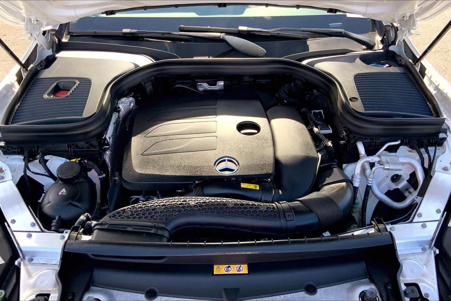 Used 2022 Mercedes-Benz GLC 300 image 9
