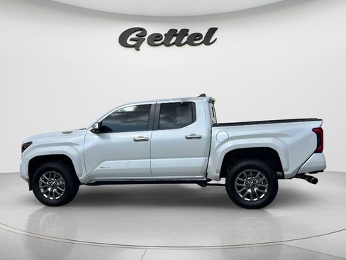 Used 2024 Toyota Tacoma 4x4 Double Cab Hybrid image 8