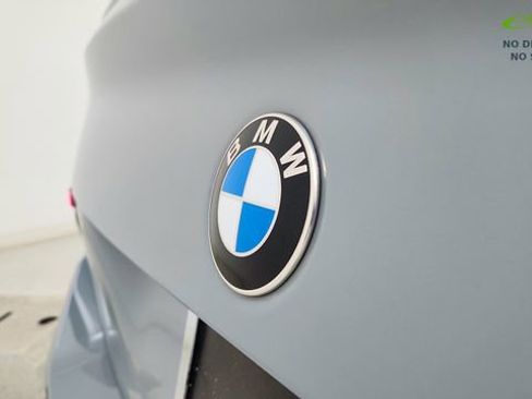 Used 2025 BMW M240i Coupe RWD image 17
