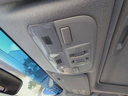 Used 2013 Subaru Crosstrek 2.0i Limited image 23