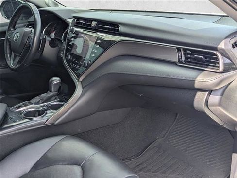 Used 2020 Toyota Camry XSE w/ Blackout Package FWD image 21