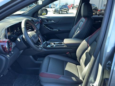 New 2026 Chevrolet Equinox RS w/ Convenience Package III FWD image 8