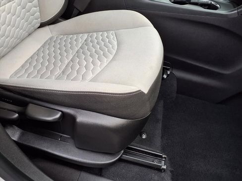 Used 2020 Chevrolet Equinox LS w/ LS Convenience Package image 17