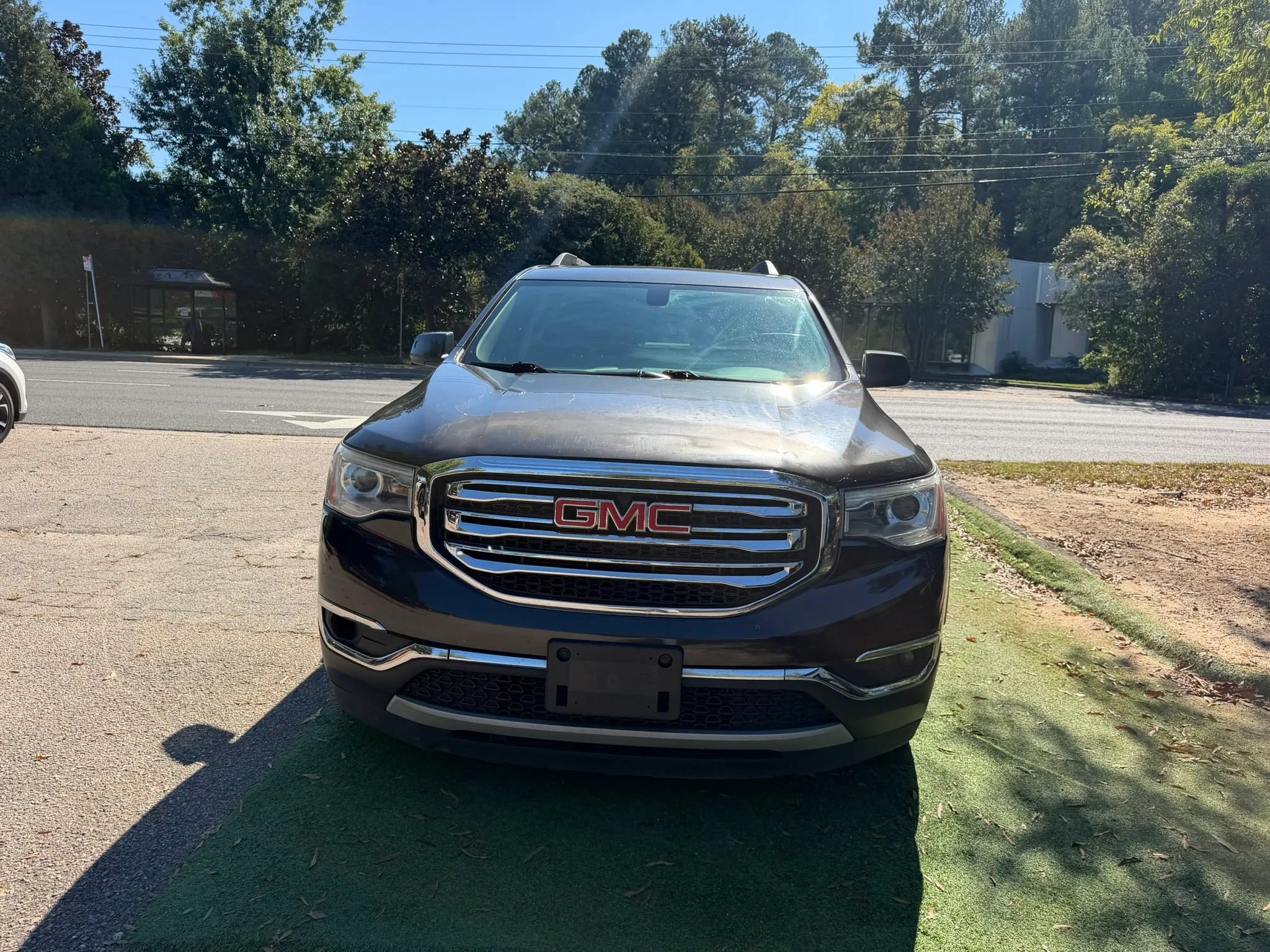 Used 2017 GMC Acadia SLE w/ Driver Alert Package I AWD/4WD image 9