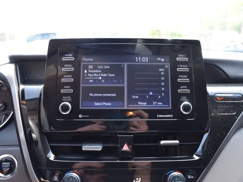 Used 2022 Toyota Camry LE w/ Convenience Package FWD image 11