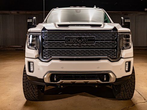 Used 2020 GMC Sierra 2500 Denali w/ Denali Ultimate Package image 2