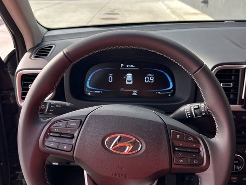 New 2026 Hyundai Venue SEL image 8