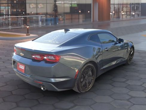 Used 2019 Chevrolet Camaro LT image 7